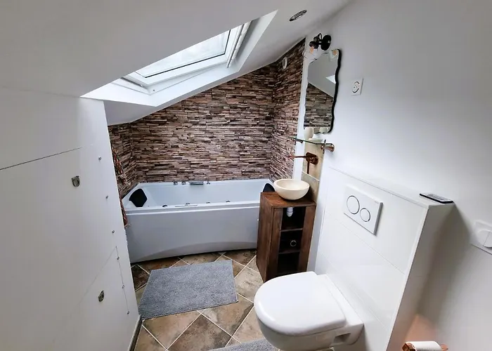 2 Appt Medielounge Ou Medieold, Parking Vue Magnifique Par Beds76 Apartment